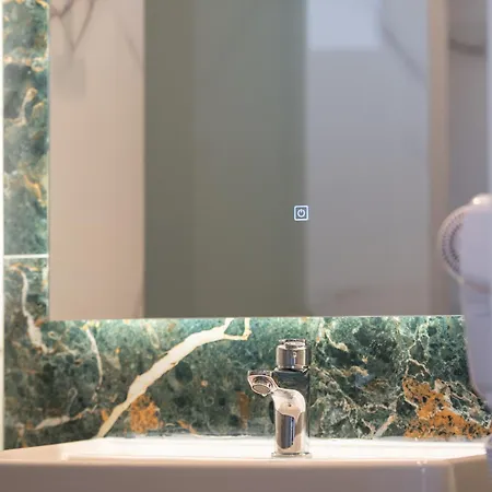 Aetherion & アパートホテル 4*