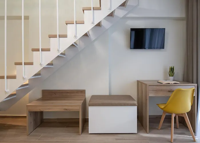 Aetherion & Apartahotel 4*